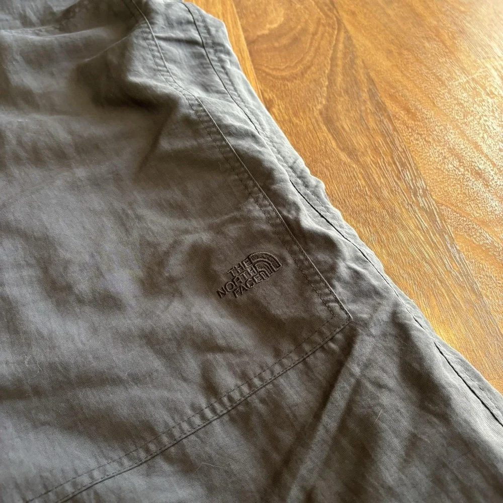 The North Face Snow Pants Mens 38x34 Gray Nylon Insulated Quilted Lined Winter
